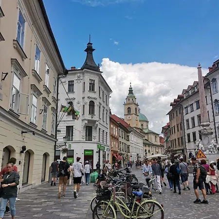 Family Nakiteya Apartment