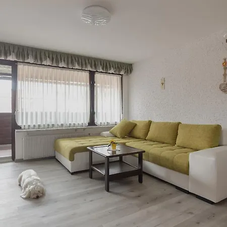 Family Nakiteya Apartament *