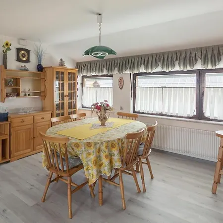 Family Nakiteya Apartment