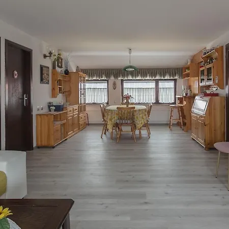 Apartment Family Nakiteya