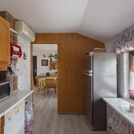 Family Nakiteya Apartment Laibach