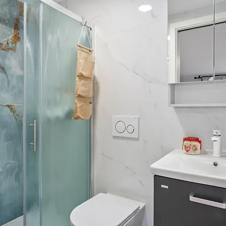 Apartment Family Nakiteya