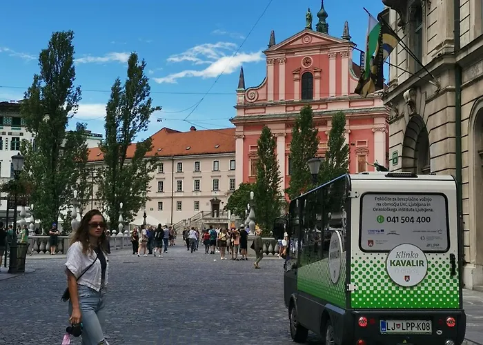 Family Nakiteya * Λιουμπλιάνα