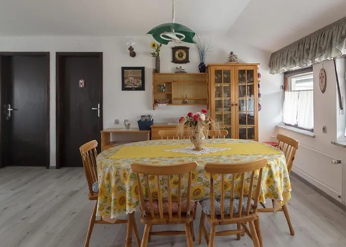 Family Nakiteya Apartamento *