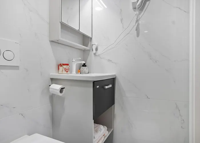 Family Nakiteya * Liubliana